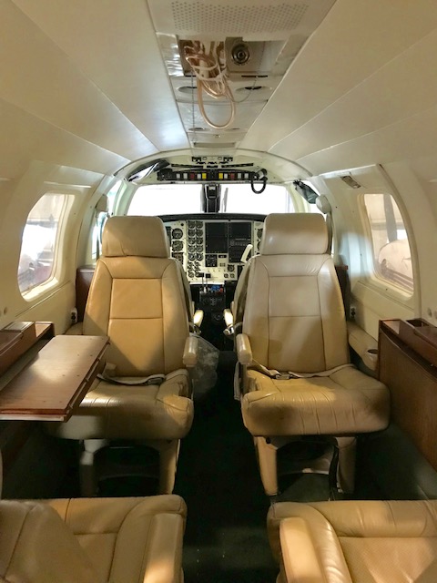 1980-Piper-Cheyenne-II-interior